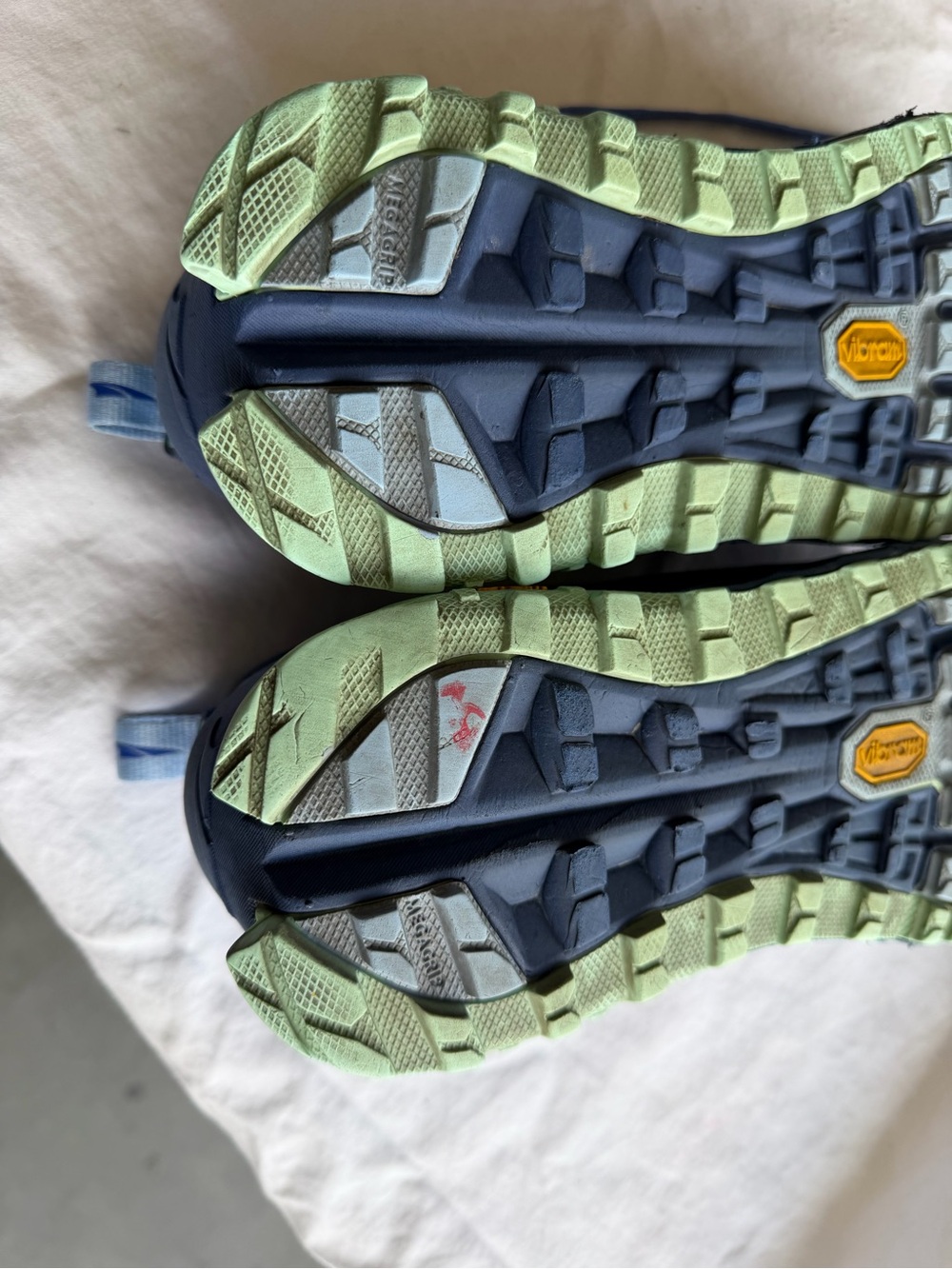 Altra Olympus 4 Trail Shoes - Light Gray, Navy & Mint - Picture 12 of 15